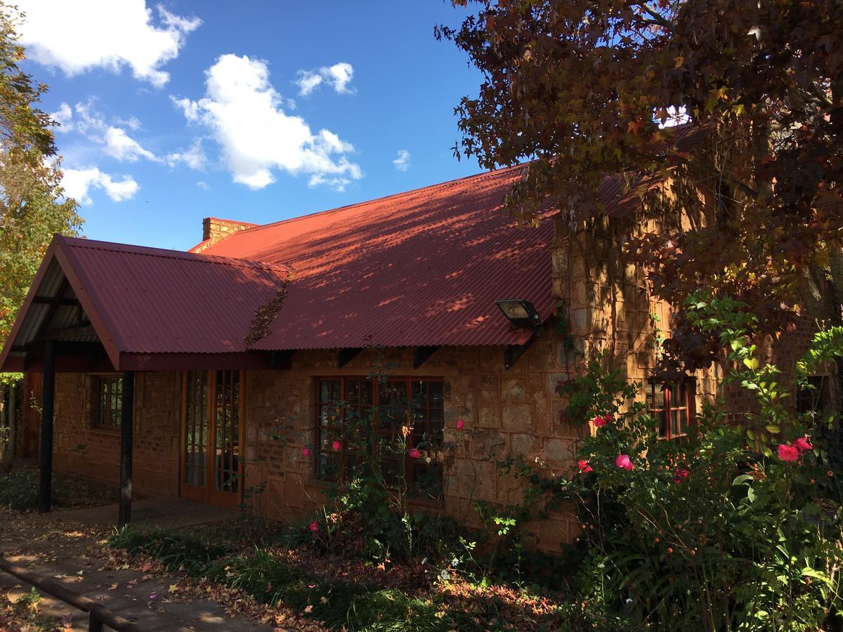 Critchley Hackle - Managers Cottage Dullstroom Exterior photo